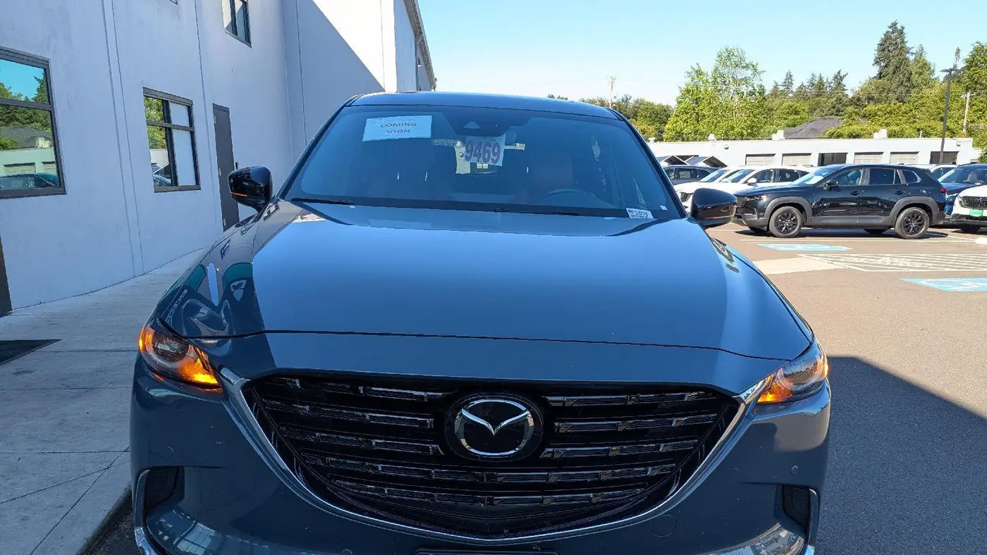 2023 Mazda CX-9 Carbon Edition