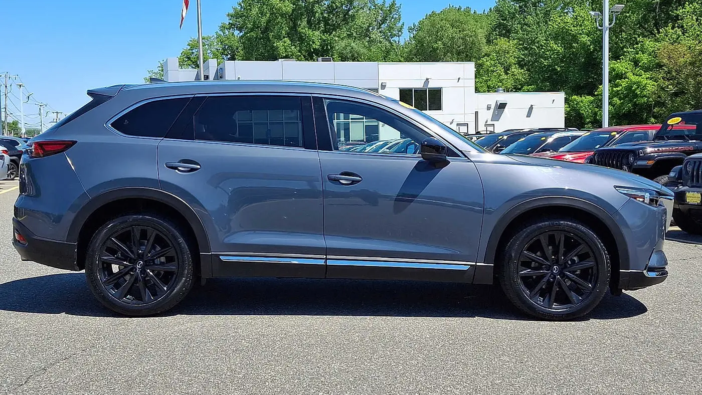 2023 Mazda CX-9 Carbon Edition