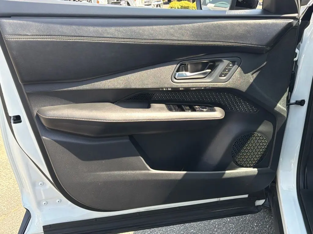 2024 Nissan Ariya Hatchback - $19,998