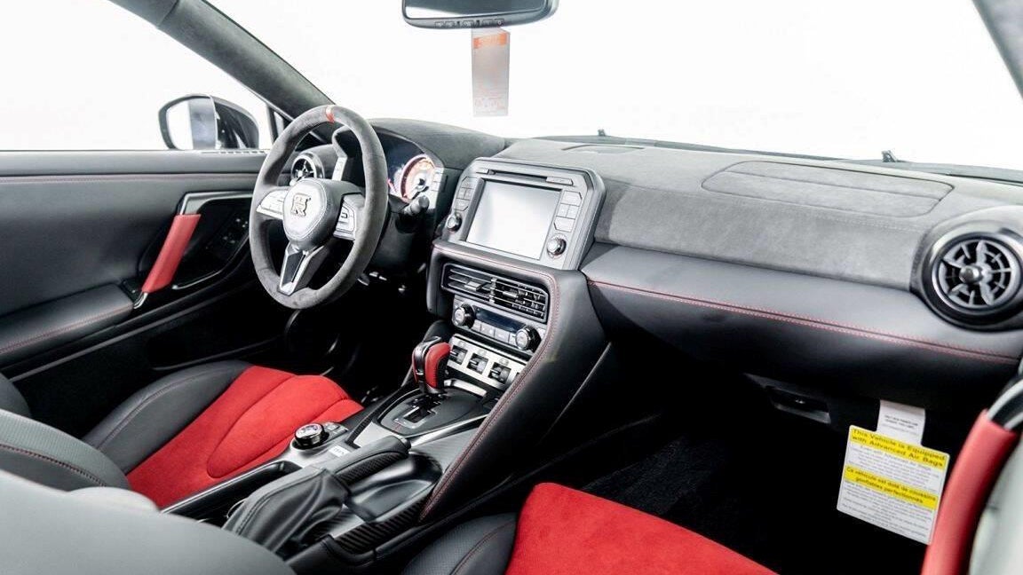 2023 Nissan GT-R NISMO