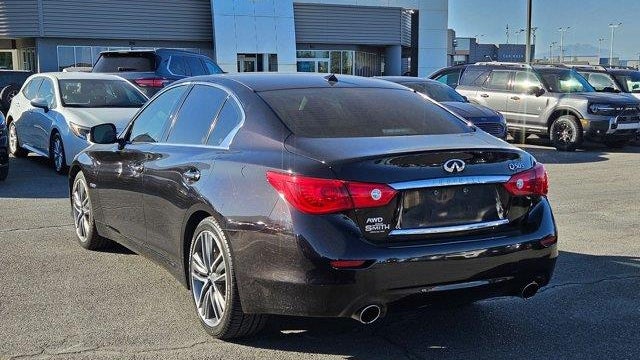 2015 INFINITI Q50 Hybrid Premium