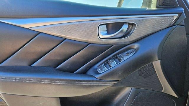 2015 INFINITI Q50 Hybrid Premium