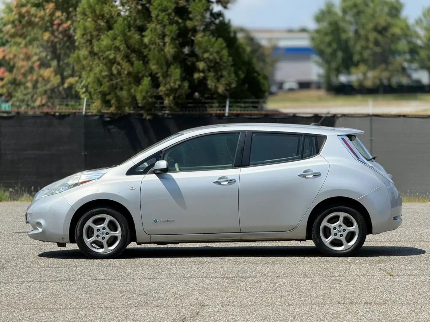 2012 Nissan LEAF - $3,950