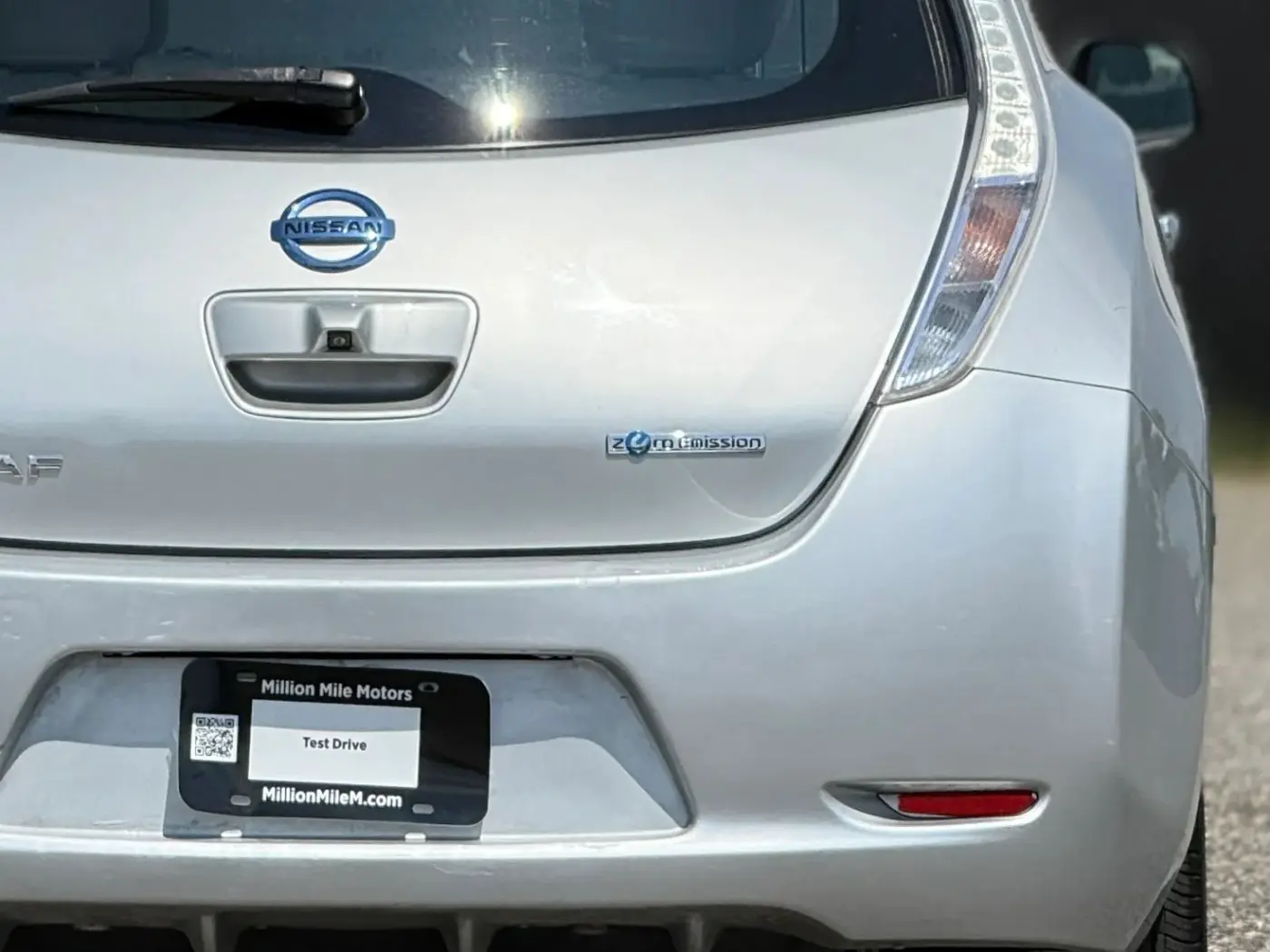 2012 Nissan LEAF - $3,950