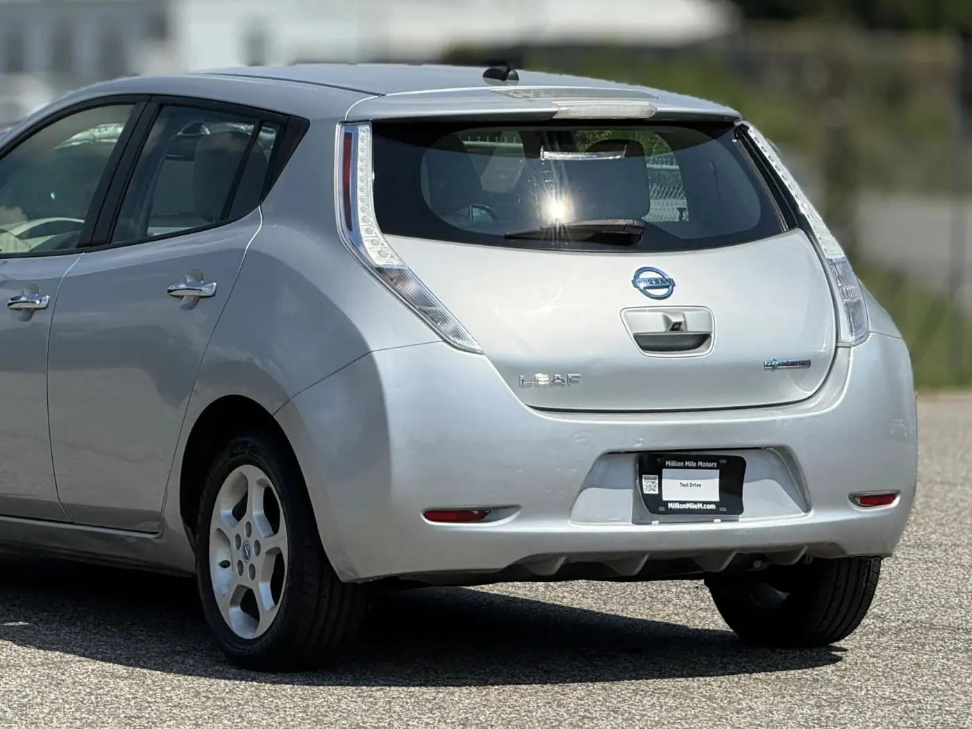 2012 Nissan LEAF - $3,950
