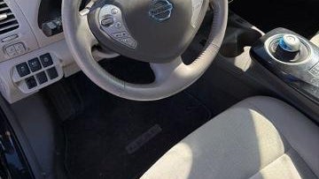 2012 Nissan LEAF SV