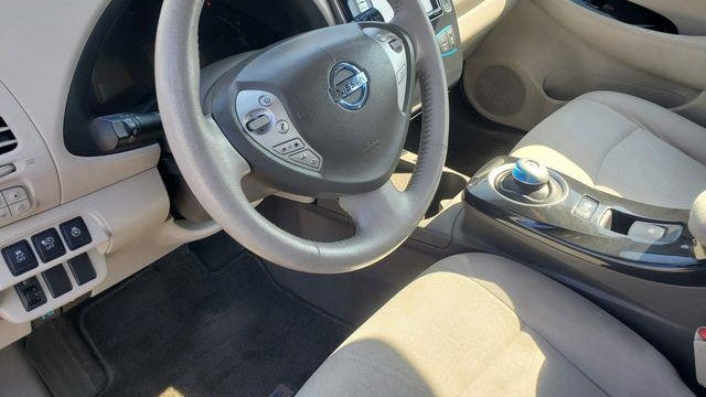 2012 Nissan LEAF SV