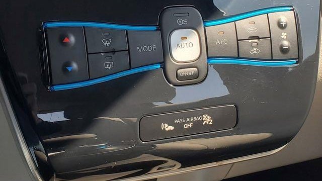 2012 Nissan LEAF SV