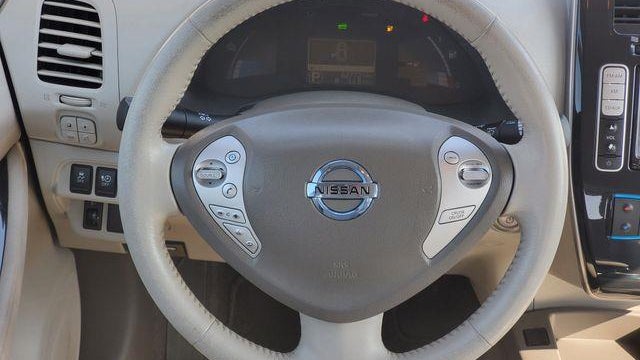 2012 Nissan LEAF SV