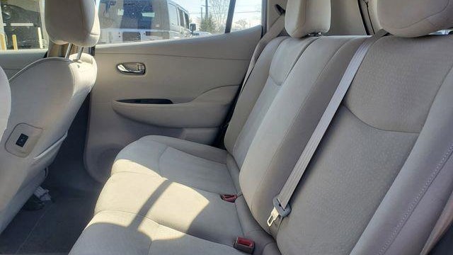 2012 Nissan LEAF SV