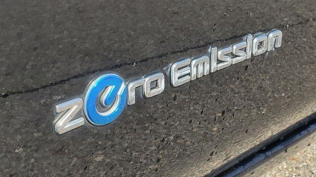 2012 Nissan LEAF SV