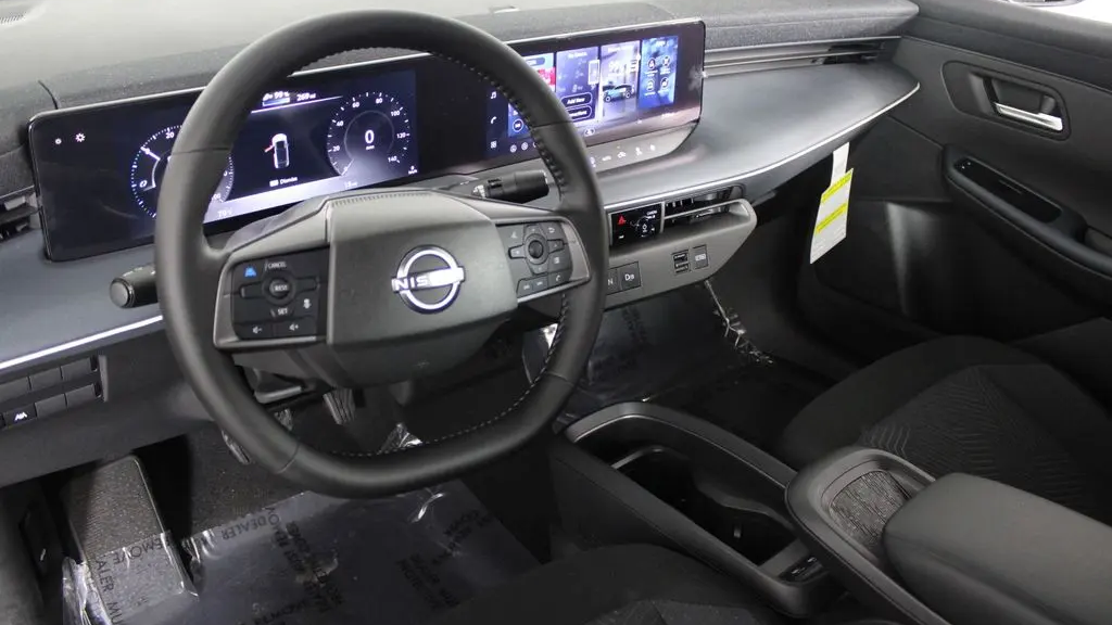 2026 Nissan LEAF SV+