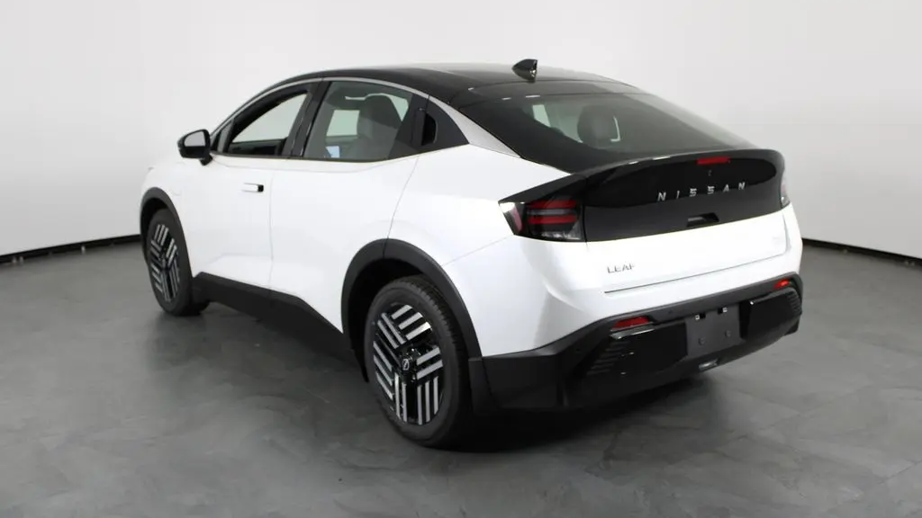2026 Nissan LEAF SV+