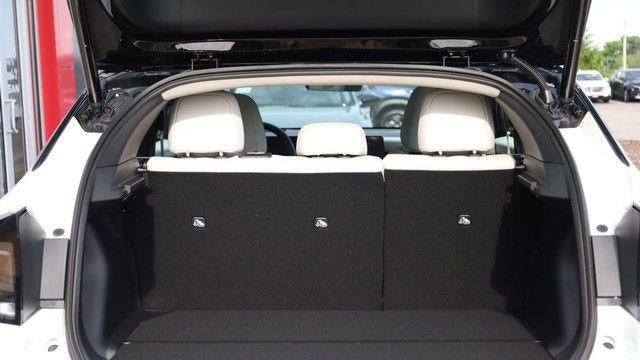 2026 Nissan LEAF Platinum+