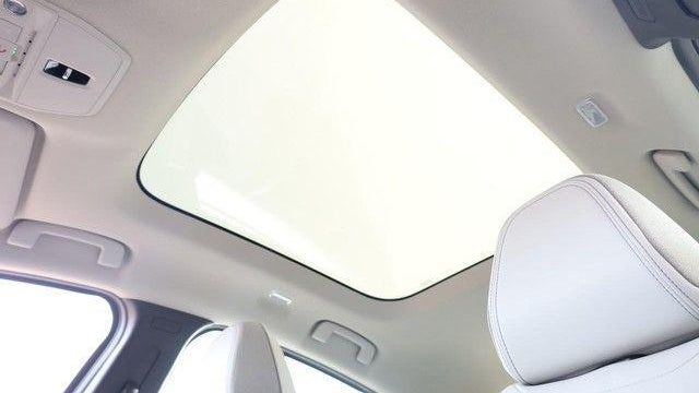 2026 Nissan LEAF Platinum+