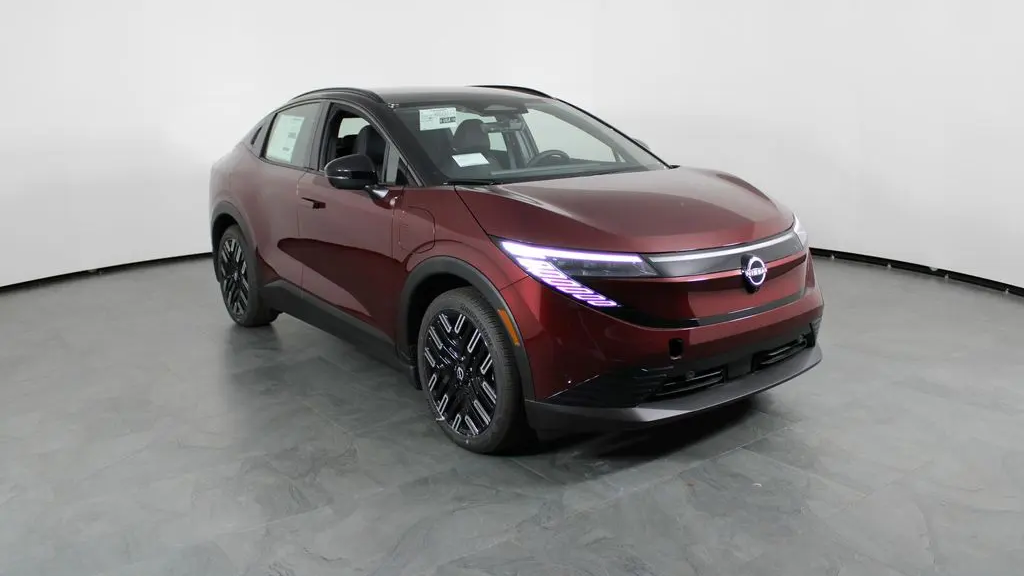 2026 Nissan LEAF Platinum+