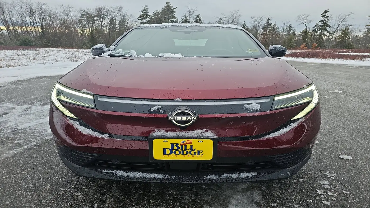 2026 Nissan LEAF Platinum+