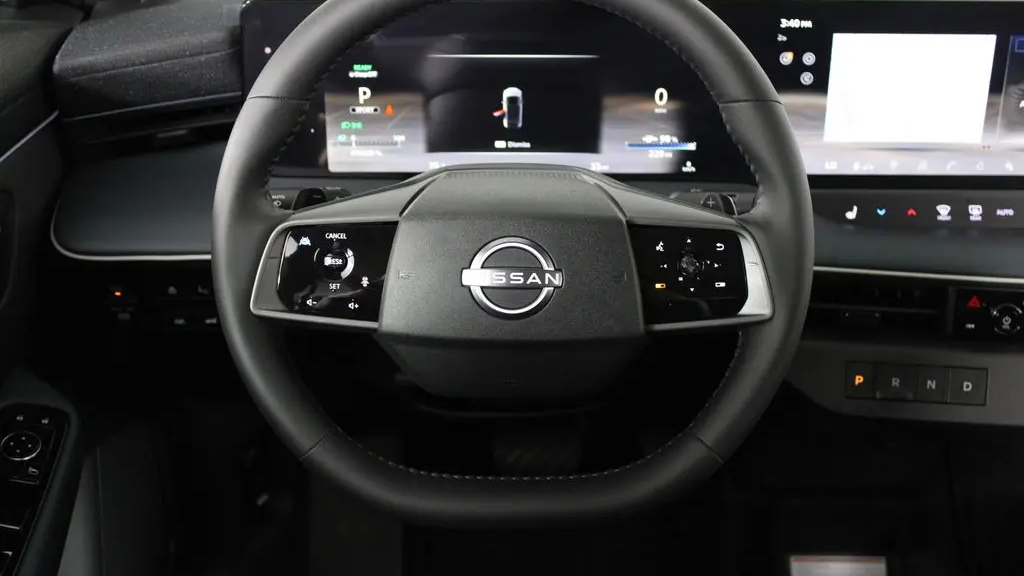 2026 Nissan LEAF Platinum+