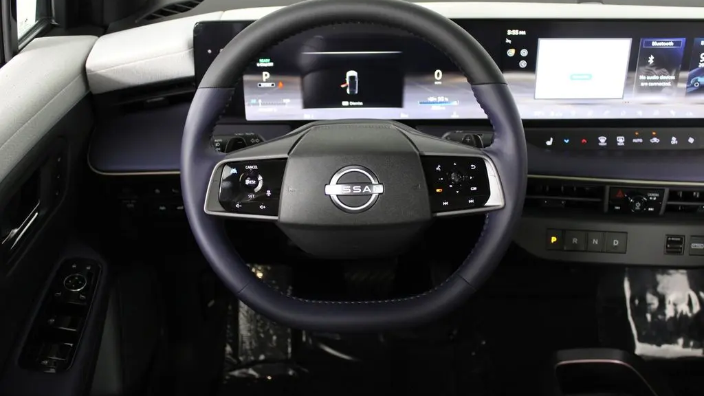 2026 Nissan LEAF Platinum+