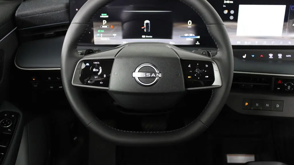 2026 Nissan LEAF Platinum+