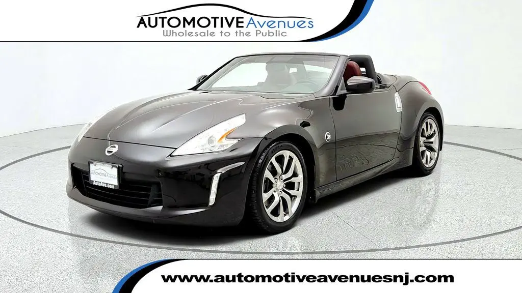 2014 Nissan 370Z - $18,295