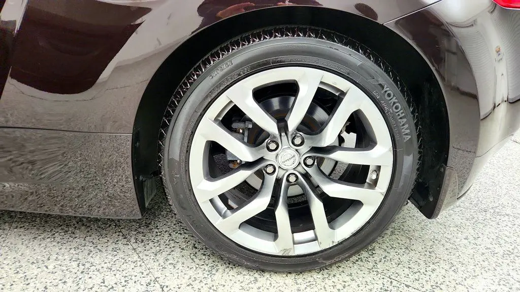 2014 Nissan 370Z - $18,295
