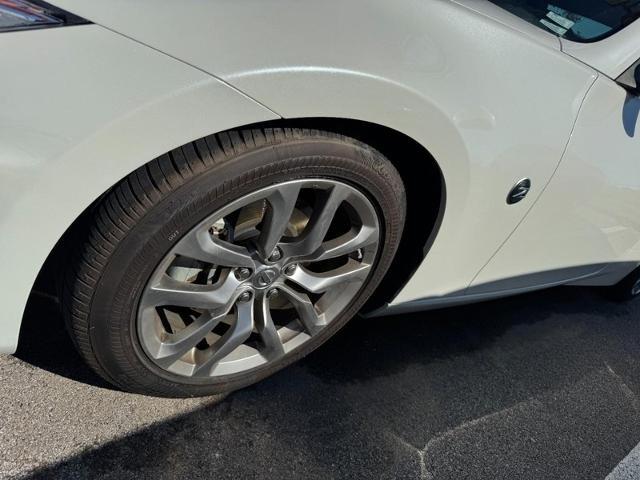2014 Nissan 370Z - $23,495