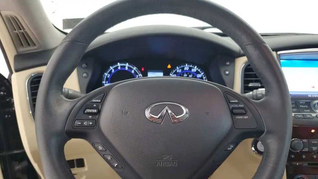 2017 INFINITI QX50 Base
