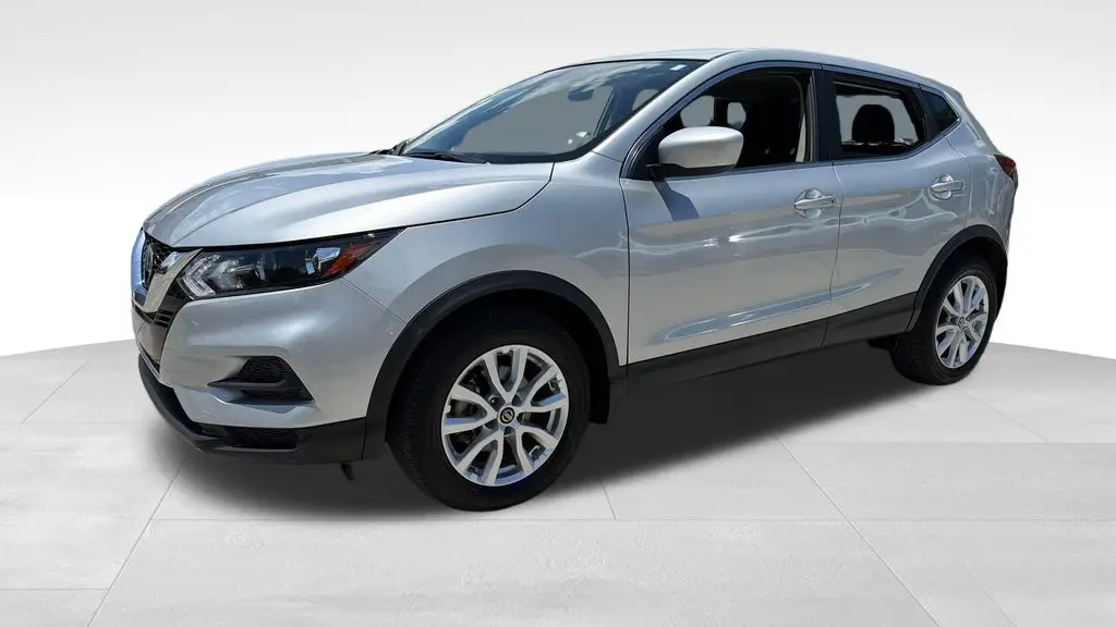 2022 Nissan Rogue Sport S