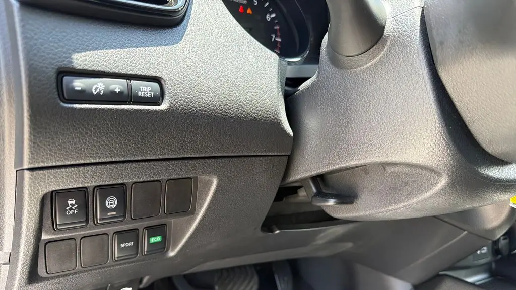 2022 Nissan Rogue Sport S
