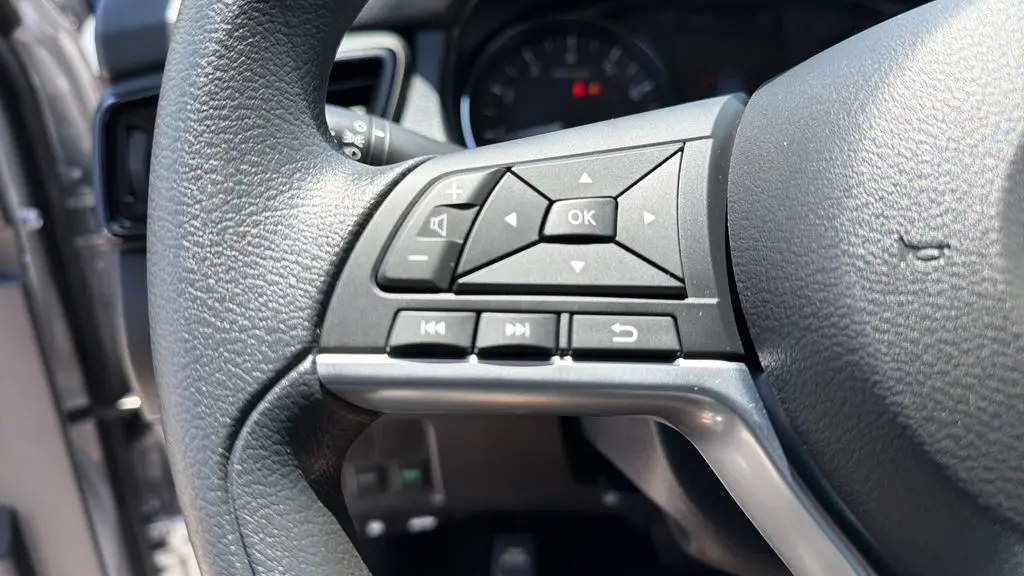2022 Nissan Rogue Sport S