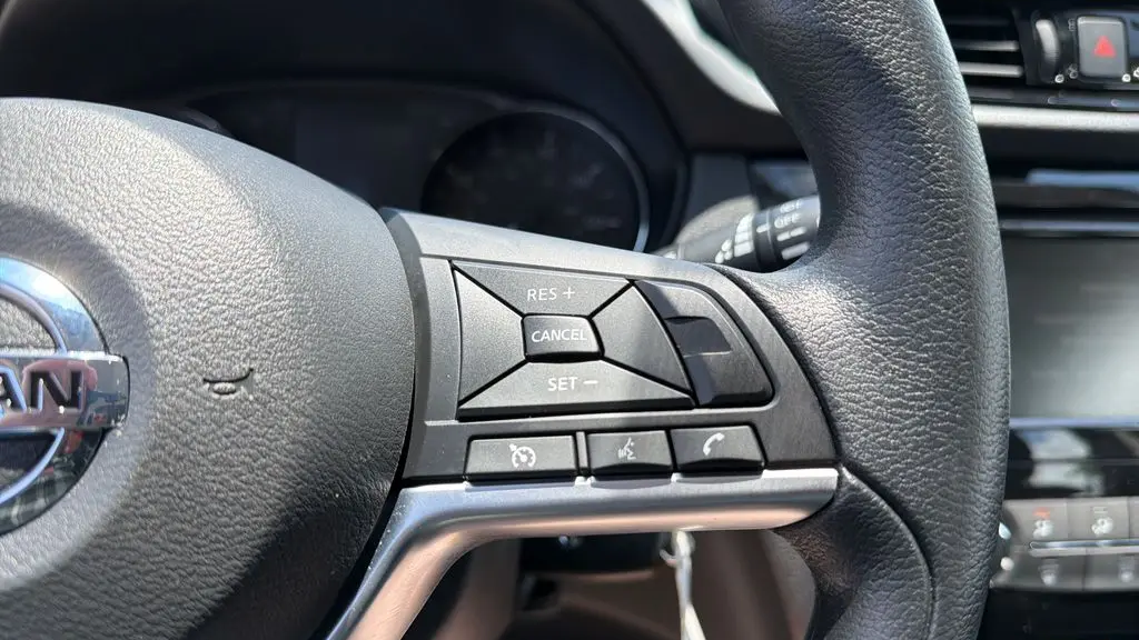 2022 Nissan Rogue Sport S