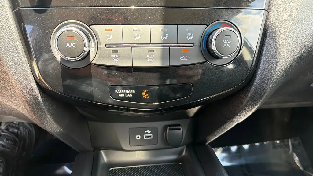 2022 Nissan Rogue Sport S