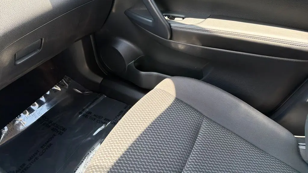 2022 Nissan Rogue Sport S
