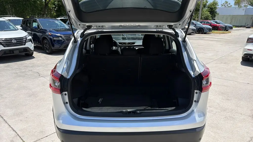 2022 Nissan Rogue Sport S