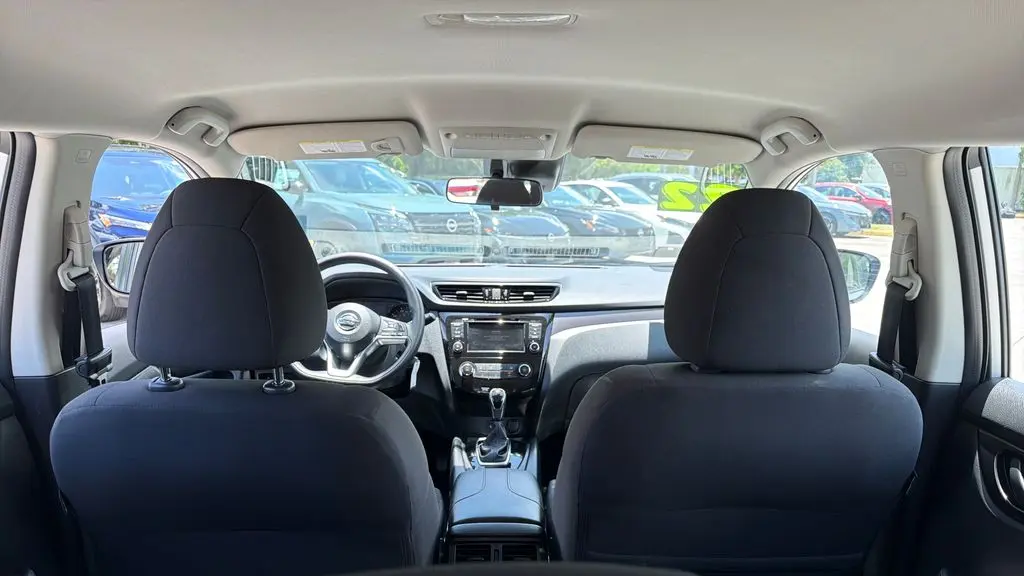 2022 Nissan Rogue Sport S