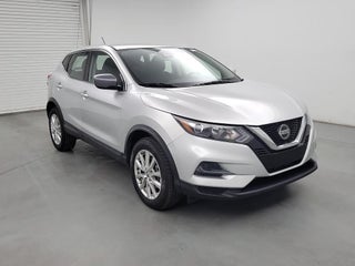 2021 Nissan Rogue Sport with Brilliant Silver Metallic Exterior