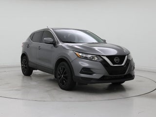 2021 Nissan Rogue Sport with Gun Metallic Exterior