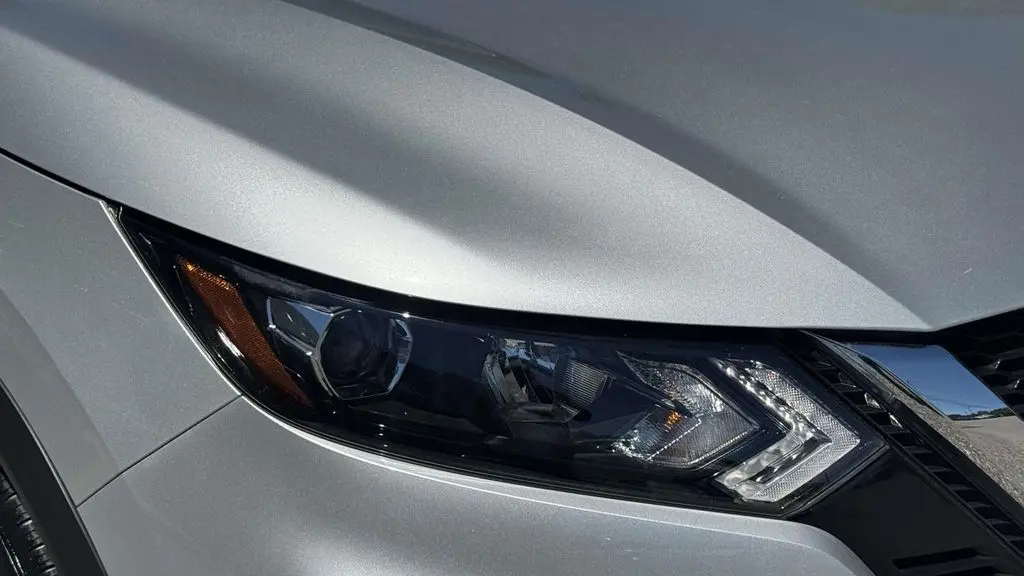 2022 Nissan Rogue Sport S