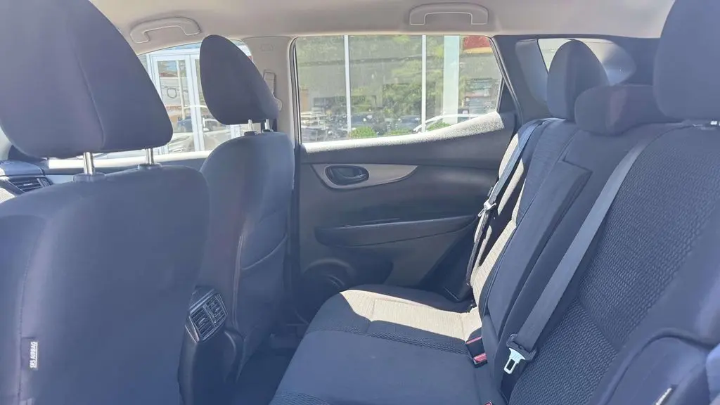 2022 Nissan Rogue Sport S