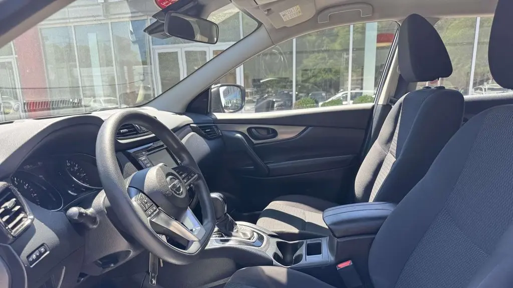 2022 Nissan Rogue Sport S