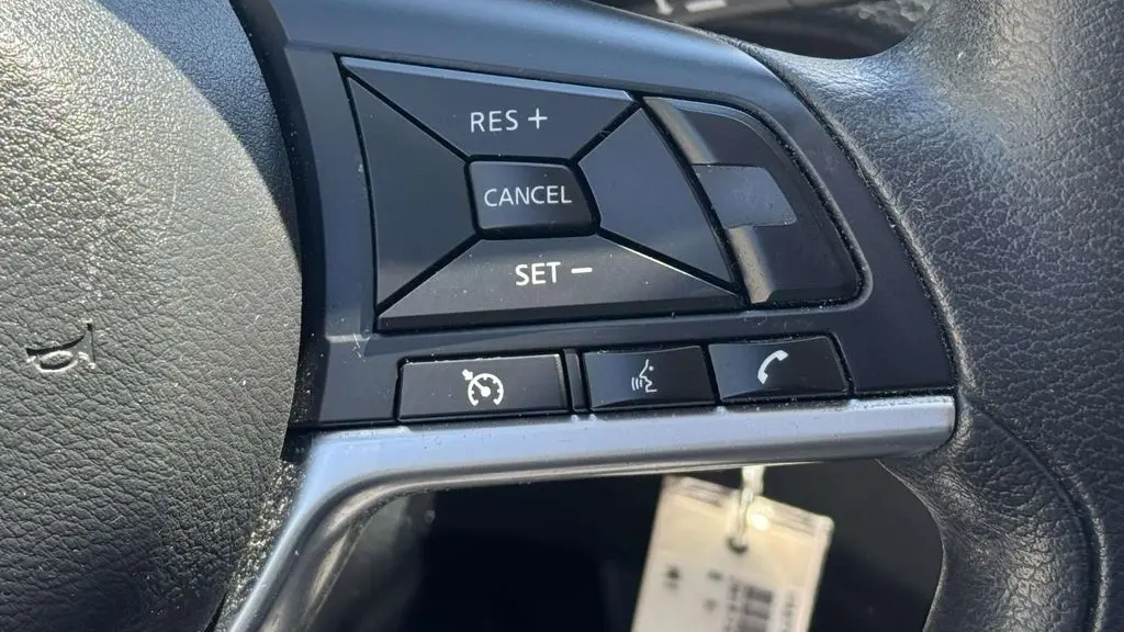 2022 Nissan Rogue Sport S