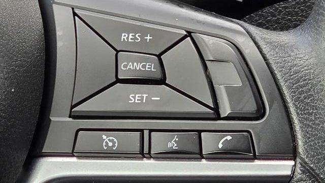 2022 Nissan Rogue Sport S