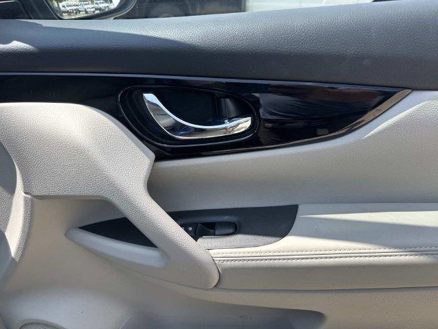 2022 Nissan Rogue - $19,457