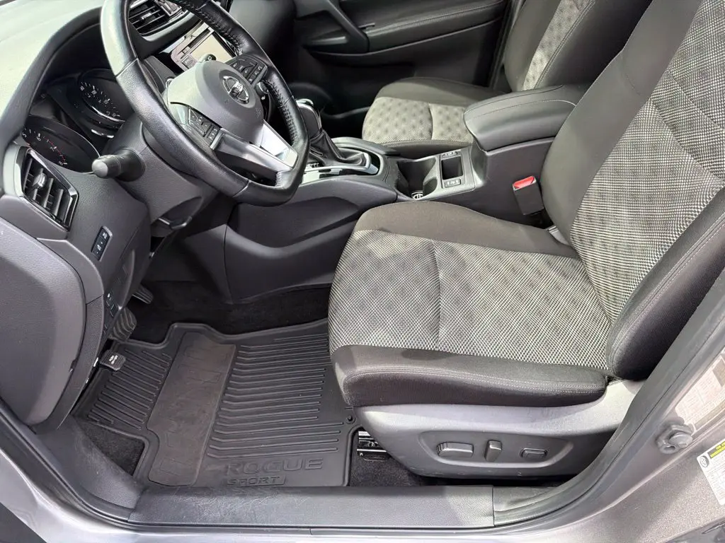 2022 Nissan Rogue - $17,637