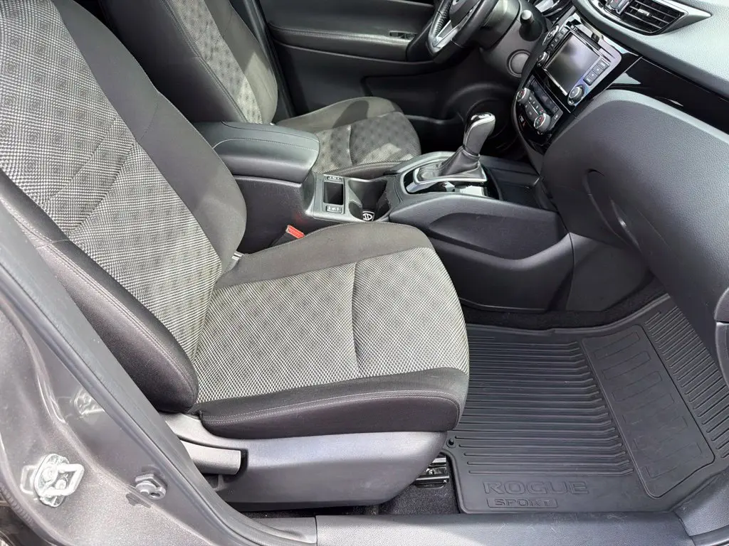 2022 Nissan Rogue - $17,637