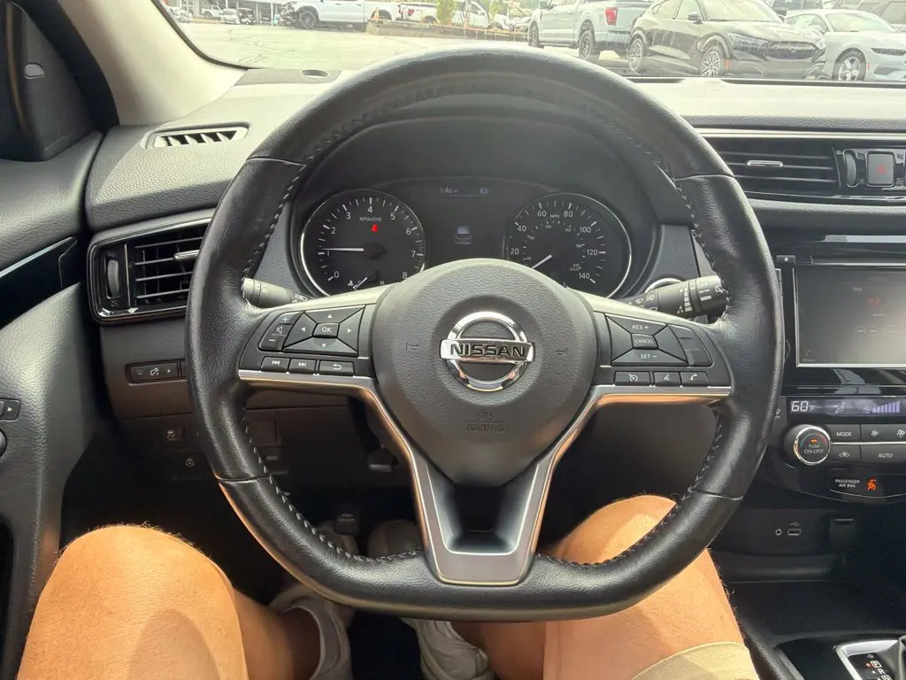 2022 Nissan Rogue - $17,637