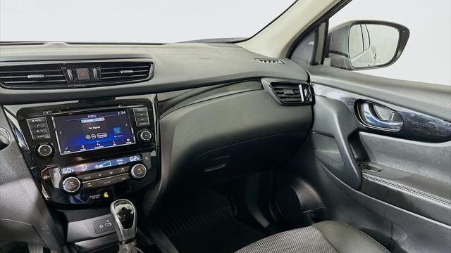 2021 Nissan Rogue Sport SV