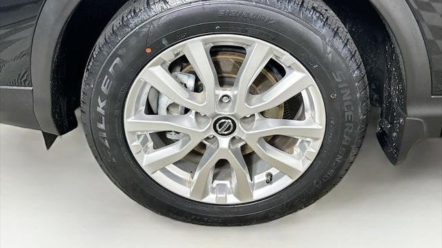 2021 Nissan Rogue Sport SV