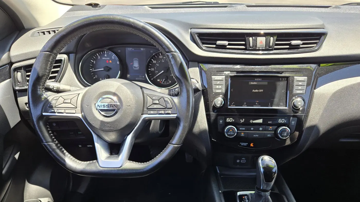 2022 Nissan Rogue Sport SV